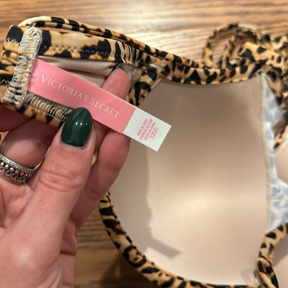 bathing suit - Picture 2 of 2